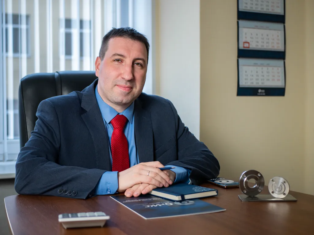 Директор новая.png