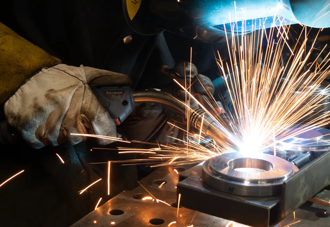 Комплексные поставки для&nbsp;нефтегазовой, химической и&nbsp;энергетической отраслей